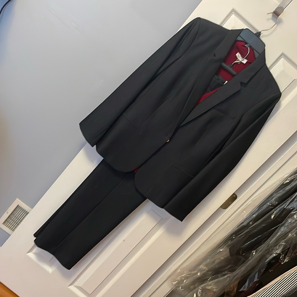 Calvin Klein suit, jacket and pants size 12, shirt XL